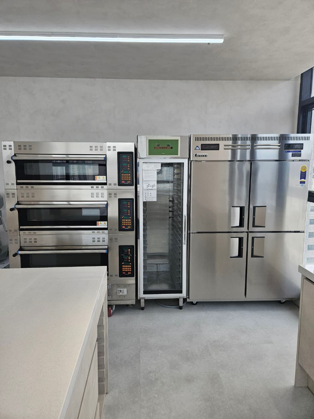 최신 장비를 갖춘 더원 실습 환경